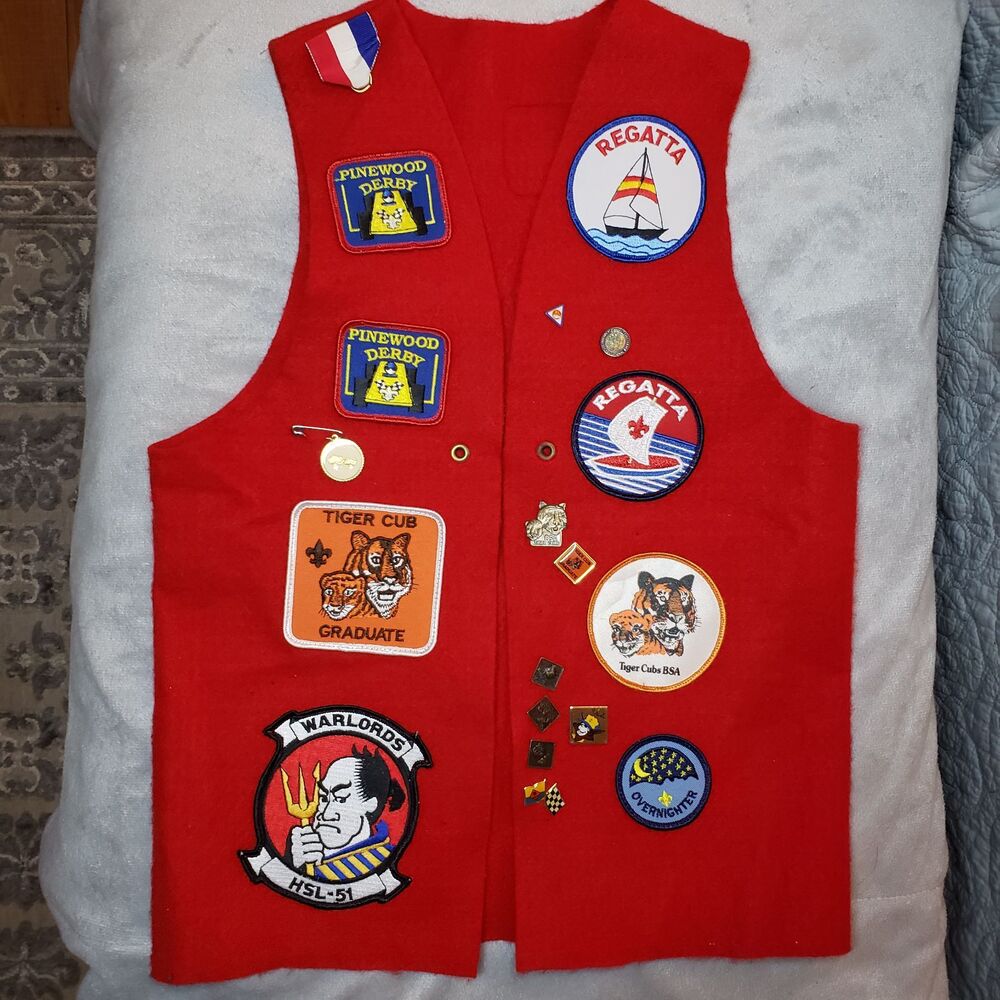 Boy Scouts Tiger Cub BSA Vest With Pins